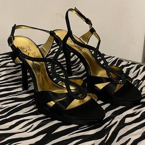 Jeweled Open Toe Strappy 3” Heels Size 7